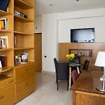 Chic Flat