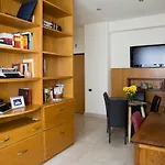 Chic Flat